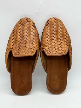 OluKai Mi‘i Women’s Size 6.5 Fox Brown Woven Leather Mule Slides